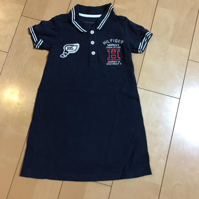 TOMMY HILFIGER(トミーヒルフィガー)のTommy HILFIGER 女児ワンピース サイズ4 キッズ/ベビー/マタニティのキッズ服女の子用(90cm~)(ワンピース)の商品写真