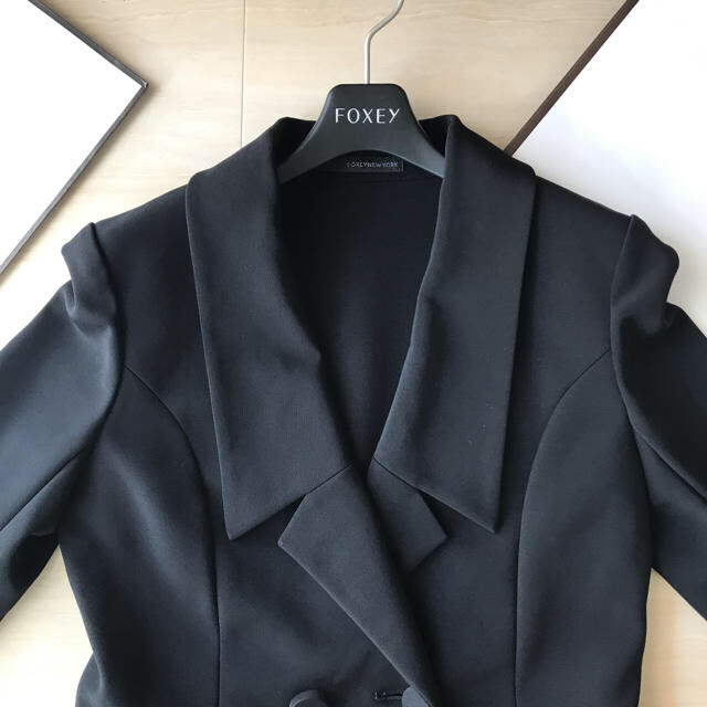 FOXEY(フォクシー)の♡美品♡フォクシー エグゼクティブコート レディースのジャケット/アウター(ロングコート)の商品写真