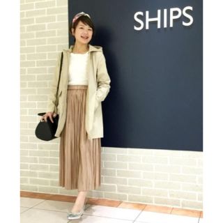 シップス(SHIPS)のSHIPS サテンプリーツスカート (ロングスカート)