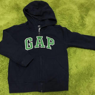 ギャップキッズ(GAP Kids)の110 babyGAP ギャップ  キッズ フード付きパーカー 男の子(ジャケット/上着)