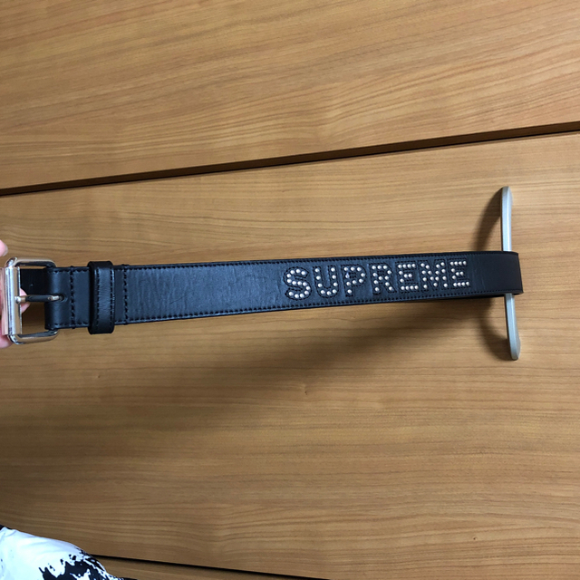 Supreme(シュプリーム)のSupreme studded logo belt box メンズのファッション小物(ベルト)の商品写真