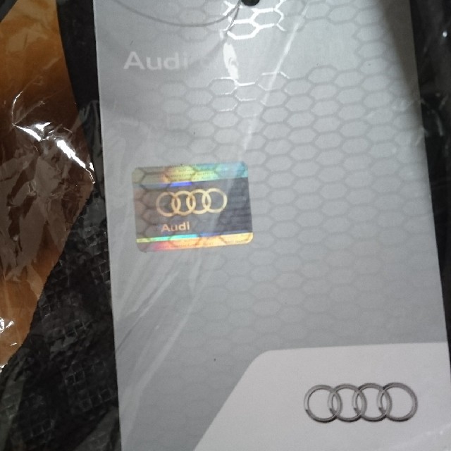AUDI(アウディ)のメンズ Audi サンダル Lサイズ 新品 メンズの靴/シューズ(サンダル)の商品写真