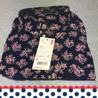 ユニクロ(UNIQLO)の新品✨ペイズリー柄シャツ(シャツ/ブラウス(長袖/七分))