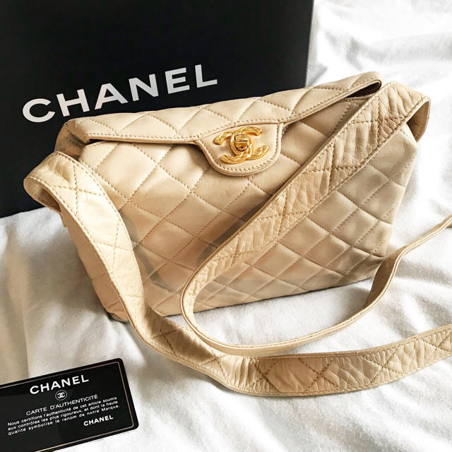 CHANEL(シャネル)のぶんちゃん様専用♡シャネル マトラッセ ショルダーバッグ レディースのバッグ(ショルダーバッグ)の商品写真