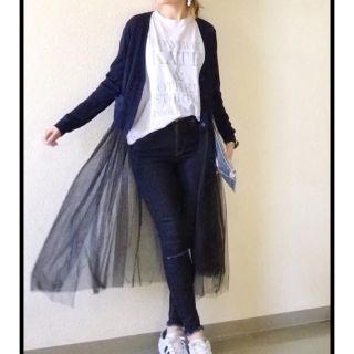 ミュベールワーク(MUVEIL WORK)のMUVEIL 17SS チュール付 ロングカーディガン ネイビー ☆美品☆(カーディガン)