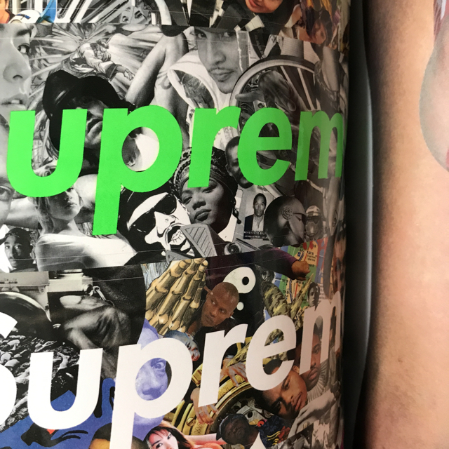 Supreme(シュプリーム)のシュプリーム エンタメ/ホビーの雑誌(ファッション)の商品写真