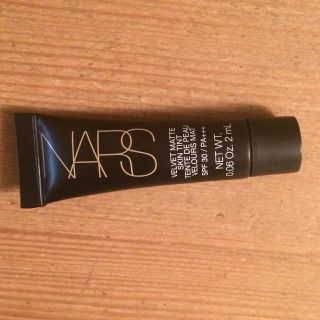 ナーズ(NARS)のNARS ベルベットマットスキンティント 試供品(サンプル/トライアルキット)