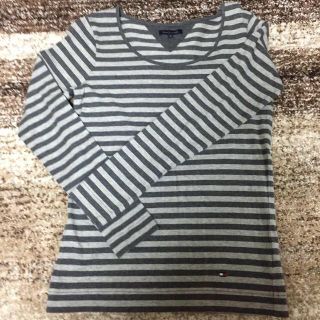 トミーヒルフィガー(TOMMY HILFIGER)のボーダーカットソー(カットソー(長袖/七分))