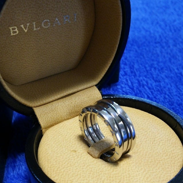 BVLGARI(ブルガリ)の77％OFF♪ 美品　BVLGARI リング #56　日本サイズは約16号 レディースのアクセサリー(リング(指輪))の商品写真