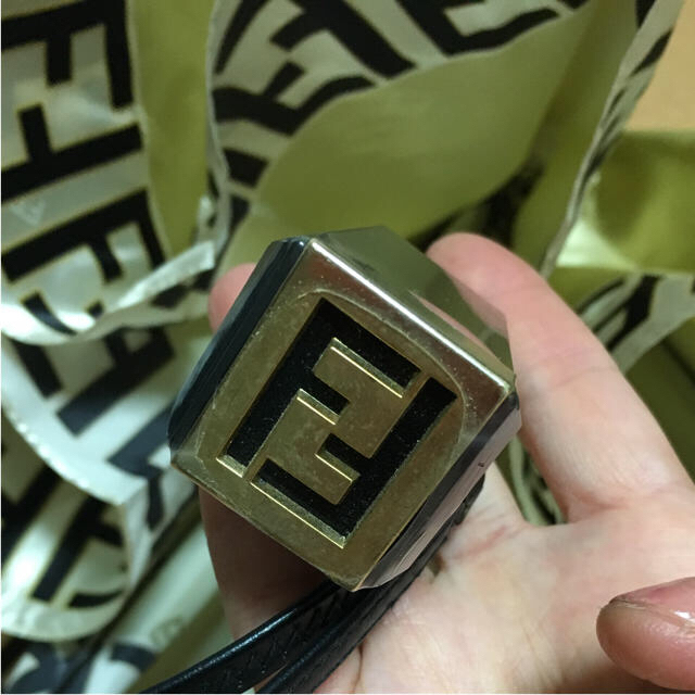 FENDI(フェンディ)のフェンディ折りたたみ傘 レディースのファッション小物(傘)の商品写真