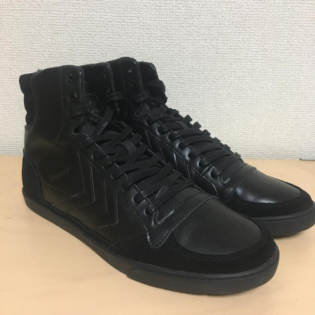 hummel(ヒュンメル)のヒュンメル SLIMMER STADIL NERO HIGH 未使用品 メンズの靴/シューズ(スニーカー)の商品写真