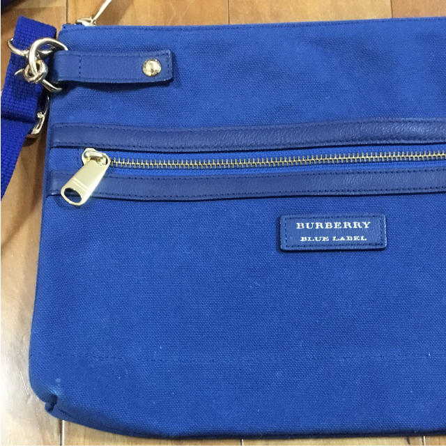 BURBERRY BLUE LABEL(バーバリーブルーレーベル)のバーバリーブルーレーベル ショルダーバッグ 青 レディースのバッグ(ショルダーバッグ)の商品写真