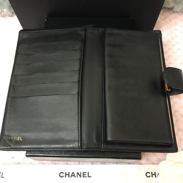 CHANEL(シャネル)のシャネル 長財布 CHANEL キャビアスキン 財布 レディースのファッション小物(財布)の商品写真