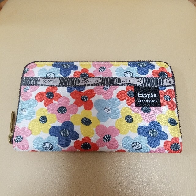 LeSportsac(レスポートサック)のレスポートサック
LILY kippis レディースのファッション小物(財布)の商品写真