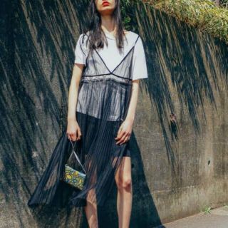 TOGA(キャミソール)のフリマアイテム一覧 TOGA(キャミソール)のフリマアイテム一覧