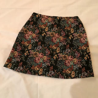 ジーユー(GU)のジーユー ゴブラン織り スカート  新品未使用(ミニスカート)