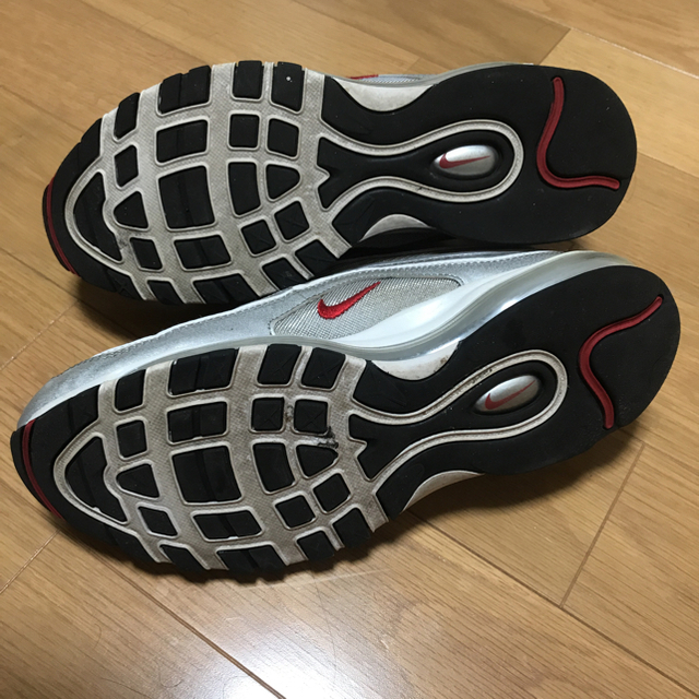 NIKE(ナイキ)のairmax97 metallicsilver 27.5cm メンズの靴/シューズ(スニーカー)の商品写真