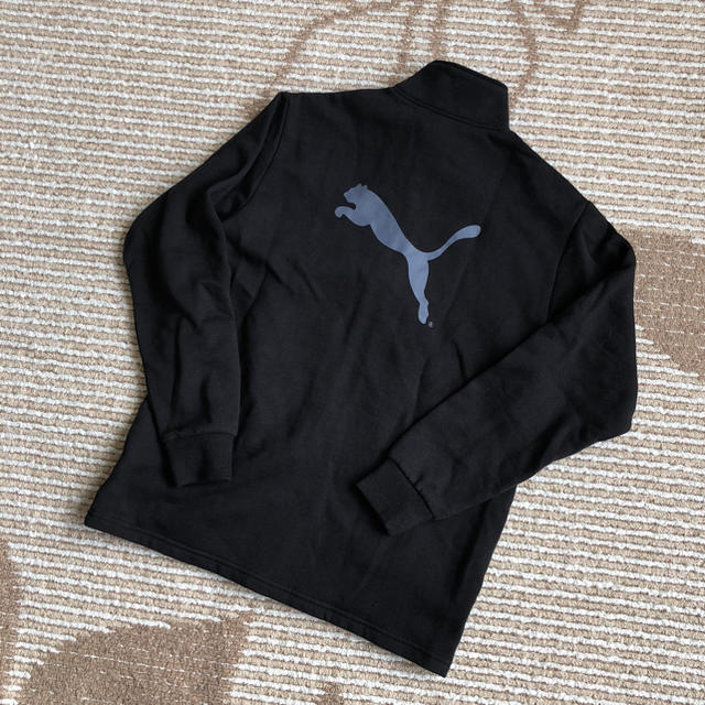 PUMA(プーマ)の新品  プーマ 150 トレーナー 裏起毛 上着 刺繍 バックプリント キッズ/ベビー/マタニティのキッズ服男の子用(90cm~)(ジャケット/上着)の商品写真