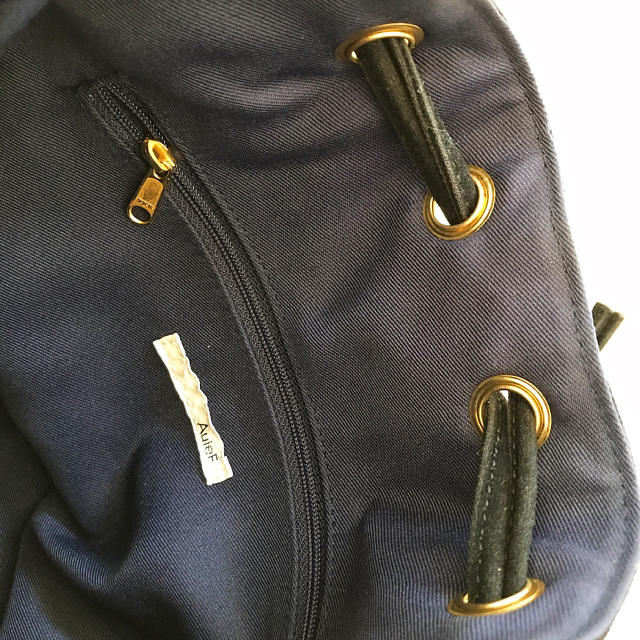 AuieF(アウィーエフ)のショルダーバッグ スエード調 黒 フリンジ レディースのバッグ(ショルダーバッグ)の商品写真