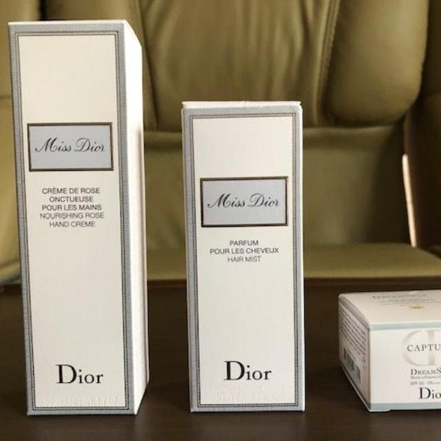 Dior(ディオール)のDior ハンドクリーム＆ヘアミスト＆ミニチュアファンデーション　新品・未使用 コスメ/美容のコスメ/美容 その他(その他)の商品写真