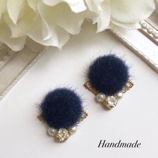 ファーカボションピアス(ピアス)