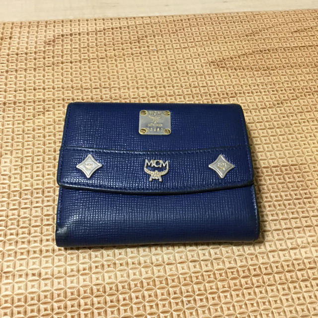 MCM(エムシーエム)のMCM 折り財布で レディースのファッション小物(財布)の商品写真