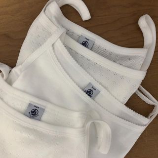 プチバトー(PETIT BATEAU)のプチバトー  1番上のキャミのみ(キャミソール)