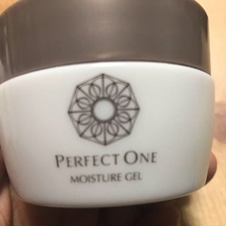 パーフェクトワン(PERFECT ONE)のPerfect one moisture (オールインワン化粧品)