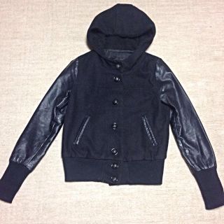 JEANASIS(レザー ・ ブルゾン)のフリマアイテム一覧 JEANASIS(レザー ・ ブルゾン)のフリマアイテム一覧