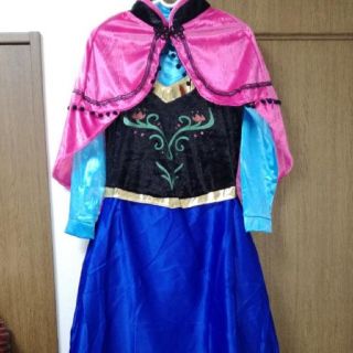 ディズニー(Disney)のアナ　コスプレ　二着セット(コスプレ)