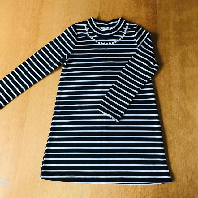 GU(ジーユー)のGU ボーダーワンピース キッズ/ベビー/マタニティのキッズ服女の子用(90cm~)(ワンピース)の商品写真