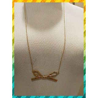 ケイトスペードニューヨーク(kate spade new york)の超美品ケイトスペードリボンネックレス Skinny Mini Bow (ネックレス)