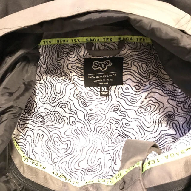 BURTON(バートン)のsaga outerwear スポーツ/アウトドアのスキー(ウエア)の商品写真