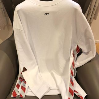 オフホワイト(OFF-WHITE)の【新品/未使用】オフホワイト スウェット 白×レッドストライプ (スウェット)