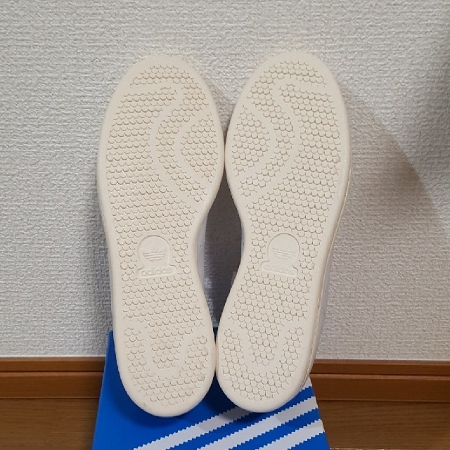 adidas(アディダス)の新品 アディダス スタンスミス ホワイト×グリーン 27cm メンズの靴/シューズ(スニーカー)の商品写真