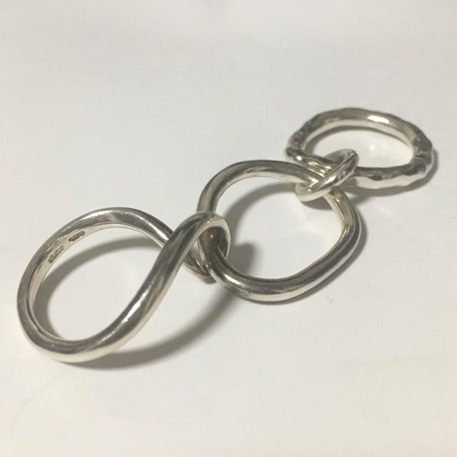 e.m.(イーエム)のe.m.シルバー変形リング 三連 レディースのアクセサリー(リング(指輪))の商品写真