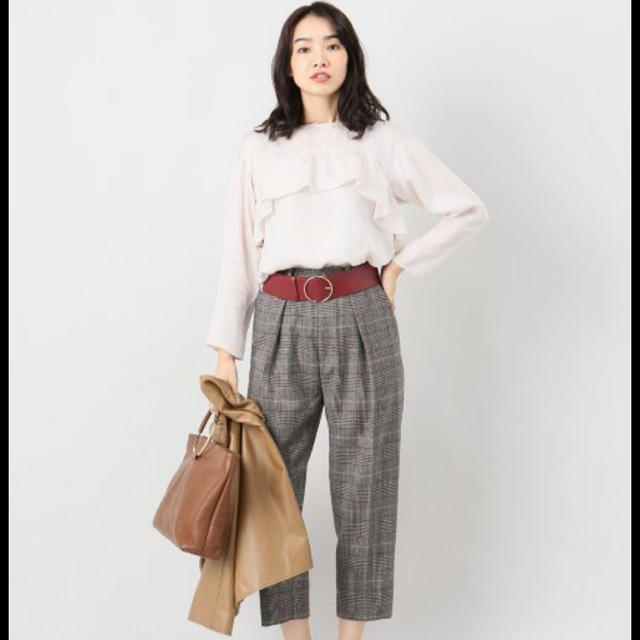 Spick & Span(スピックアンドスパン)の♡じゅ♡様専用 spick and span  フリルブラウス  レディースのトップス(シャツ/ブラウス(長袖/七分))の商品写真