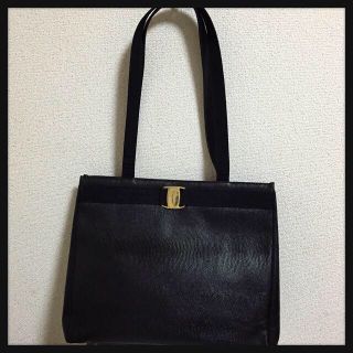 フェラガモ(Ferragamo)の大人気フェラガモ♡早いもの勝ち(トートバッグ)