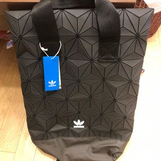 アディダス(adidas)の正規品 新品 adidas バックパックロールトップ 黒(リュック/バックパック)