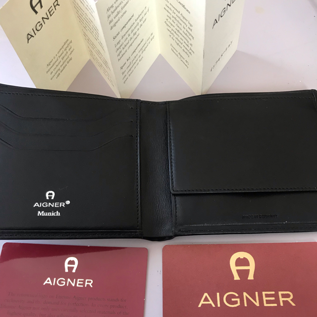 AIGNER(アイグナー)のAigner 二つ折り財布 カードケース 新品 メンズのファッション小物(折り財布)の商品写真