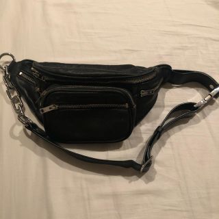 アレキサンダーワン(Alexander Wang)のアレキサンダーワン ボディバッグ(ショルダーバッグ)