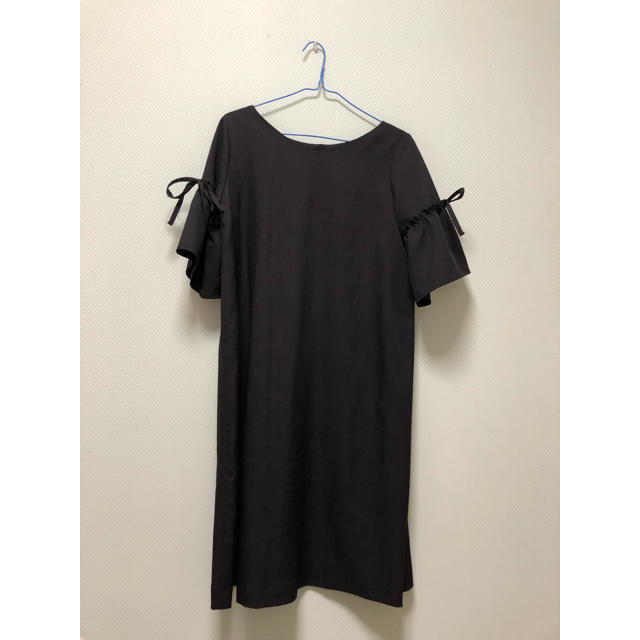 ◯黒 袖リボンワンピース◯ レディースのワンピース(ひざ丈ワンピース)の商品写真