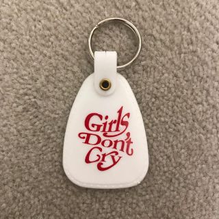 アンダーカバー(UNDERCOVER)のGirls don’t cry undercover コラボ キーホルダー 完売(キーホルダー)