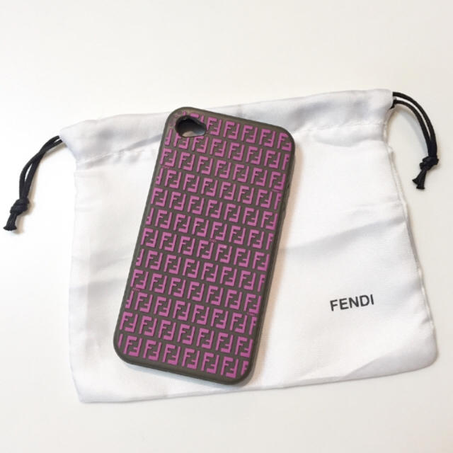 FENDI(フェンディ)のiPhone 4.5.5S.SEケース スマホ/家電/カメラのスマホアクセサリー(iPhoneケース)の商品写真