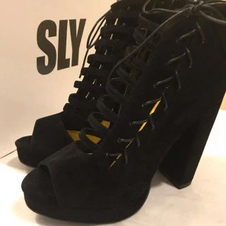 スライ(SLY)のSLY ショートブーツ(ブーツ)