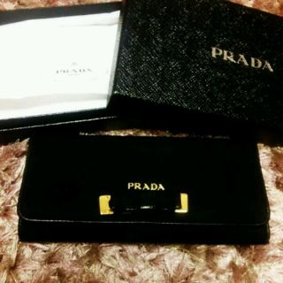 プラダ(PRADA)の正規品。PRADA長財布(財布)