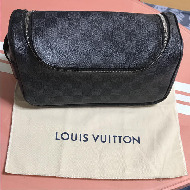 LOUIS VUITTON トワレポーチ