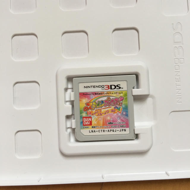 BANDAI(バンダイ)のスマイルプリキュア3ＤSソフト エンタメ/ホビーのゲームソフト/ゲーム機本体(携帯用ゲームソフト)の商品写真