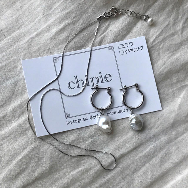 ZARA(ザラ)の再∞販 pearl simple hoop pierce ハンドメイドのアクセサリー(ピアス)の商品写真