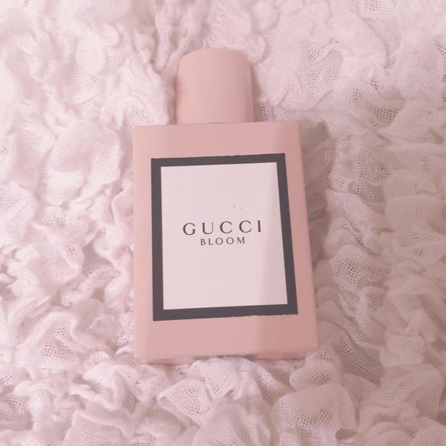 Gucci(グッチ)のGUCCI 香水 5ml コスメ/美容の香水(香水(女性用))の商品写真